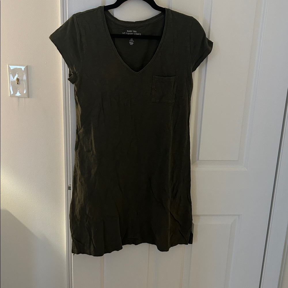 GAP Women's V-Neck T-Shirt Dress